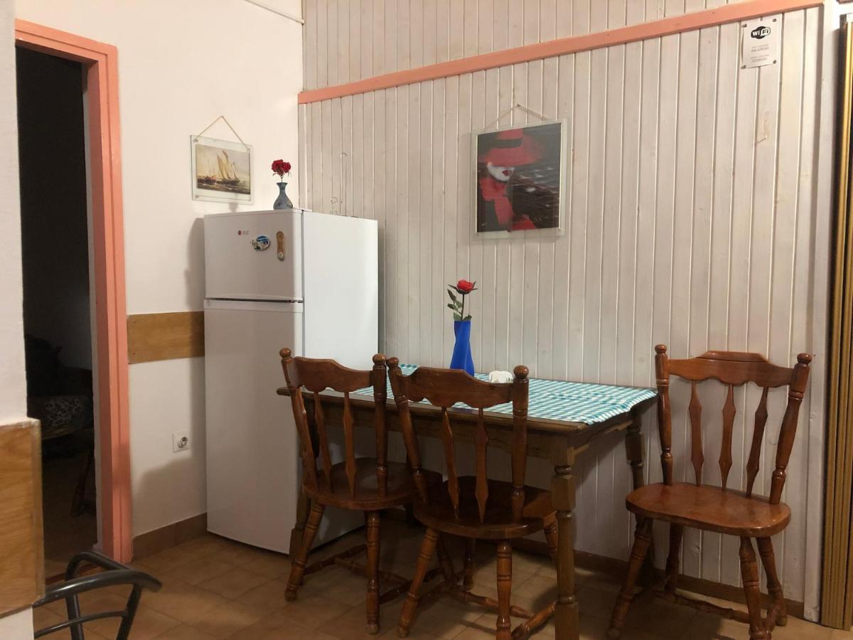 Nar Apartment Mrljane Kültér fotó