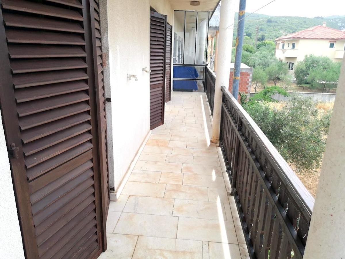 Nar Apartment Mrljane Kültér fotó