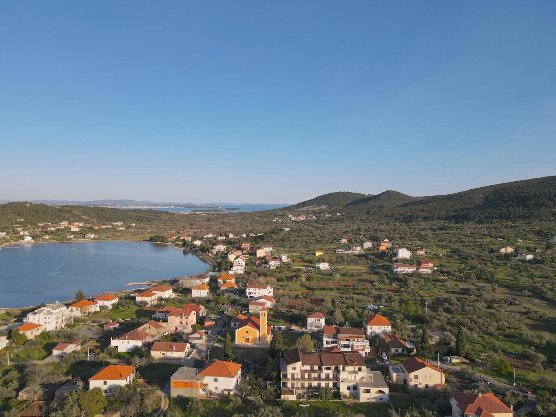 Nar Apartment Mrljane Kültér fotó